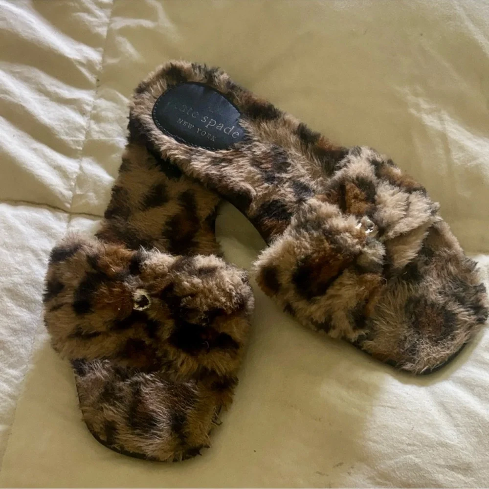 KATE SPADE - Brown Leopard Print Slippers